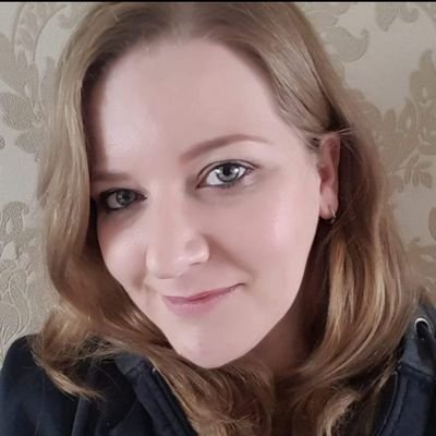 I like art & crafts, travelling, reading, watching films, cooking & spending time with my boys. I am a collector of coins & limited edition art and books.