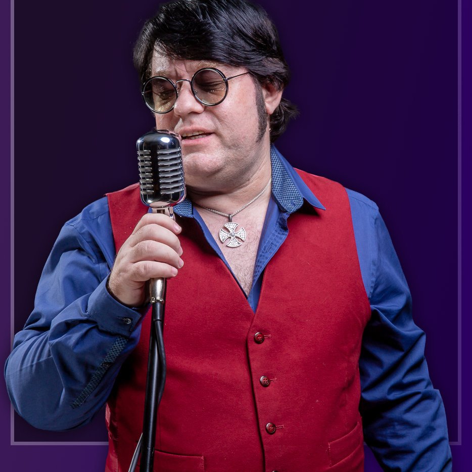 Highly-experienced singer performing classic hits from the 60s and 70s by Roy Orbison, Elvis, Neil Diamond, Elton John & many more. Available for private hire.