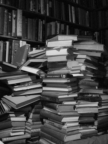 Publisher of classic and public domain books specifically for the Kindle e-book platform.