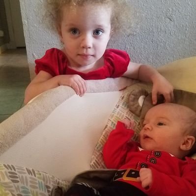 LegatoLessons's profile picture. singing,  dreaming, mom of two