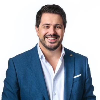 Severense | Ovarense | Confrade | Sportinguista | Social Democrata | Consultor Imobiliário