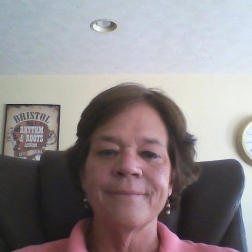 BethWri98393903's profile picture. 