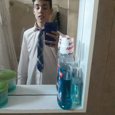estudiante en licenciatura de historia de la unqui con el san martinismo revolucionario de peron y el progresismo de kirchner creo en una patria de exito