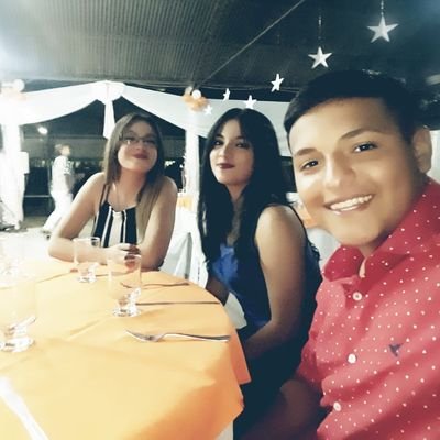 Face:Santiago Quiroz
Whasapp:2644705024
Instagram:santi17quiroz
