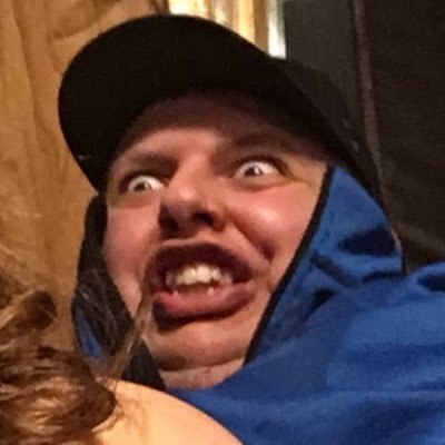 An amateur streamer/quintessential gamer/humour connoisseur. Love playing video games with friends and by myself. Follow on twitch to watch me play!