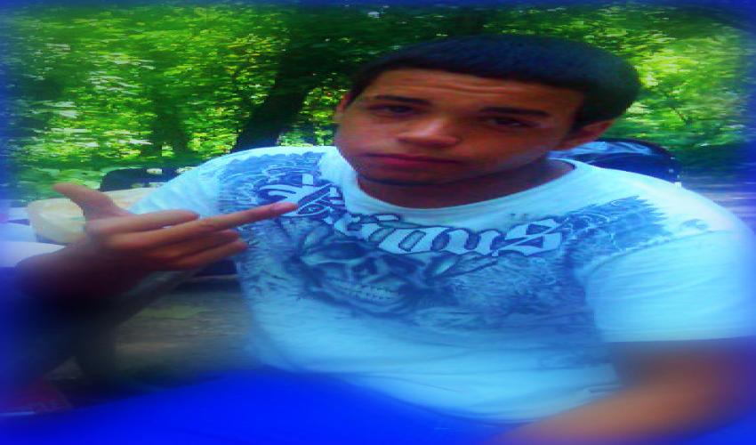 hey was up twitter my is stephen i made twitter because i wana meet new frends and have alot of fun on  hear no drama real shit.iight get at me philly215_ondec