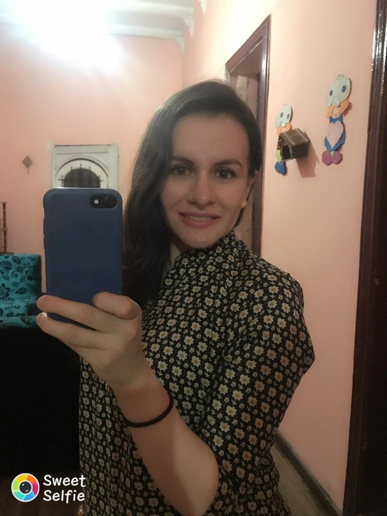 MaRyAlexandraB's profile picture. No sueñes tu vida, vive tu sueño                                                                         Instagram  @alexa_bzt