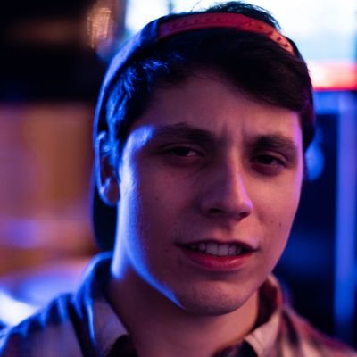 LookMattIsHere's profile picture. I like to make computers compute.               

Yankee baseball and UConn basketball have a hold on me
                            UConn '18