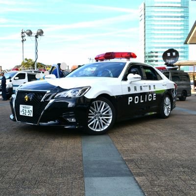 FMラジオ（主にK-MIXとTOKYO FM） 

自動車、商用車、警察、消防、自衛隊、鉄道、無線傍受 、うさぎ　日産AD　うさ飼い 

【注意】私をフォローするとあなたのTLが警察と消防と自衛隊とうさぎと商用車（主にADバン）で埋め尽くされる可能性大です。