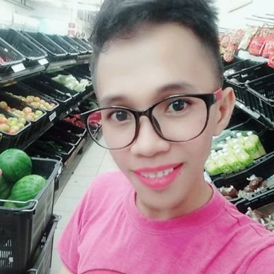 tengku_saadul's profile picture. FOLLOW MY INSTAGRAM  
@tengkusaadul 

whatsap +60178711731

#lovemy #mom and #dad...i will always make them happy..love my parents until jannah amin