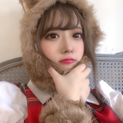 A265I06gqTewm0i's profile picture. 