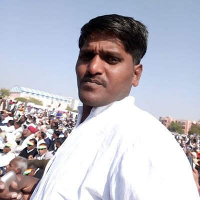 SafeekAli20's profile picture. 