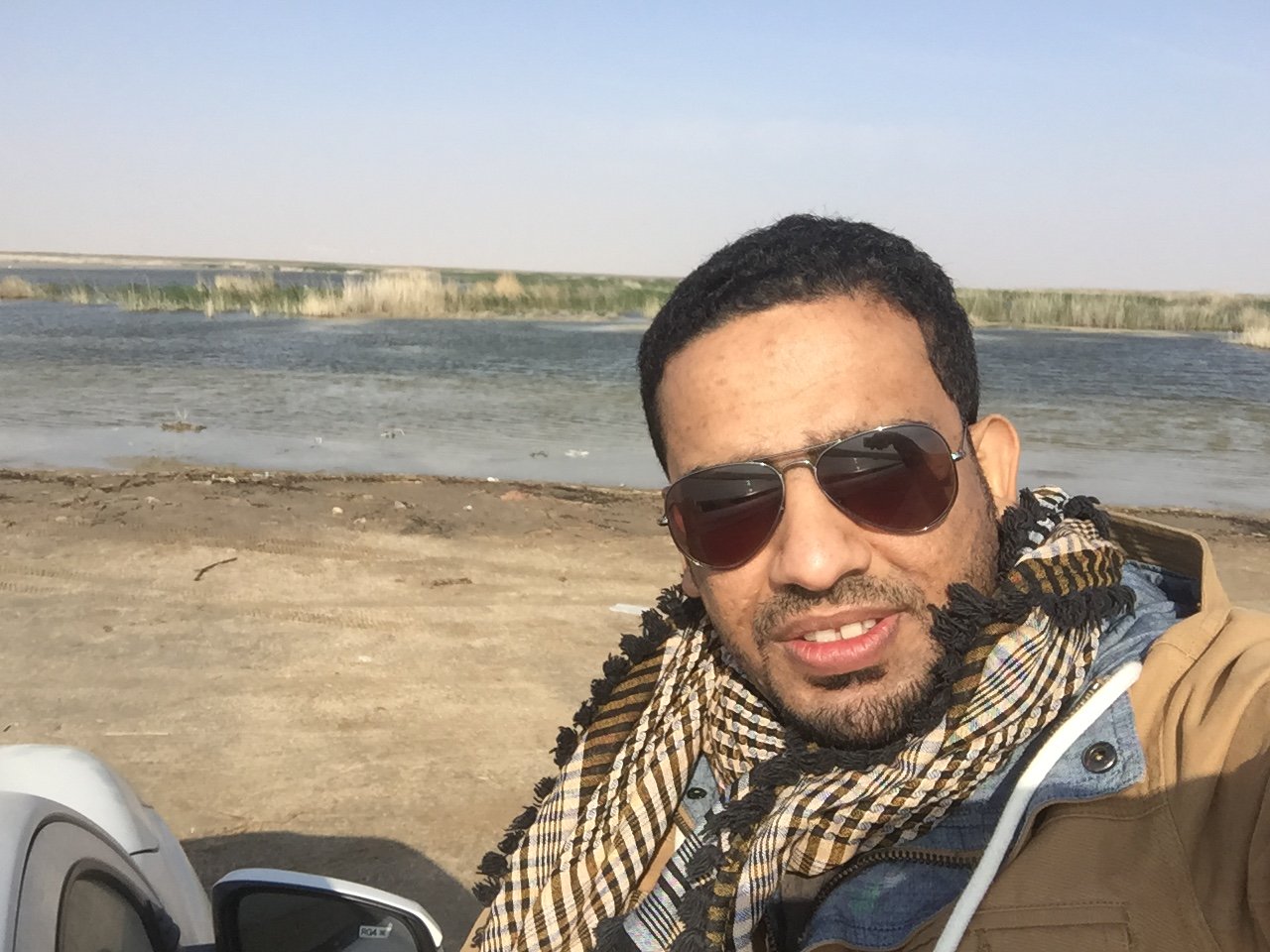 مطور برمجيات لا يدمن شرب القهوة. يكفيه حب البحث عن المعلومة ليستمر