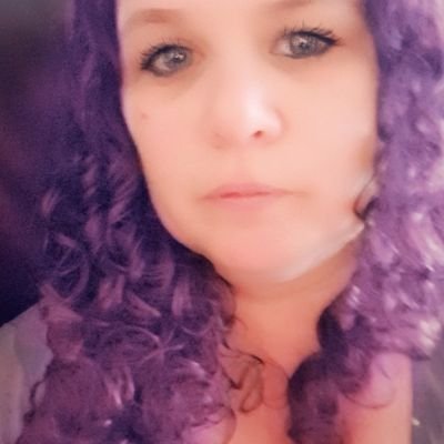 kezabian's profile picture. Home educating Mum. 
Dot Artist. 
Tarot Reader. 
Proud Arseling.