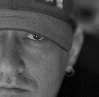 InternatlFelon's profile picture. 