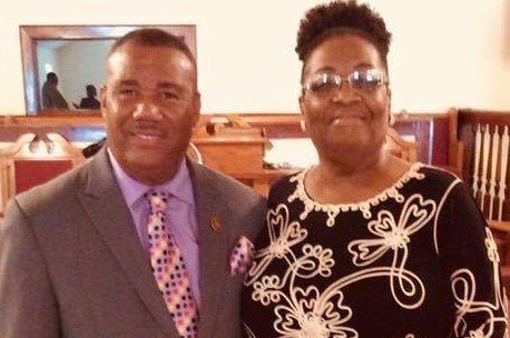 I am a Father, Husband, & Pastor just enjoying the blessing of the Lord.