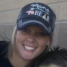 Nebraska born and raised. Kindergarten teacher. ☺️