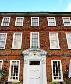 Harpenden House Hotel is a beautiful Grade II listed Georgian town house hotel with a rich history, set in the country Market Town of Harpenden.