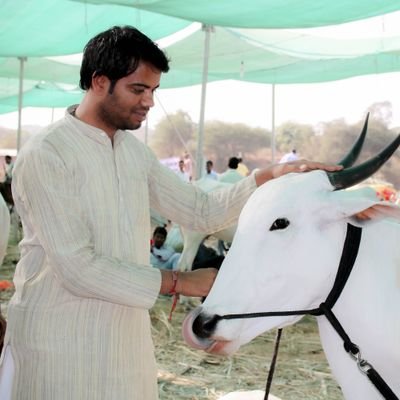 Ved Khillar Goshala
founder, Vaidik Panchgavya Gurukul @Vpanchgavya
Organisation: Panchgavya Chikitsak Sanstha, Panchgavga Scientist, Swadeshi Follower.
