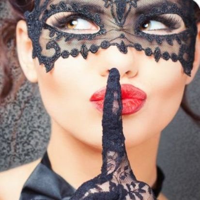 BOLAOSLAURA's profile picture. soñadora, idealista y terca por convicción, apasionada por desición y güera  musiquera de ❤️🤞🎶🔱