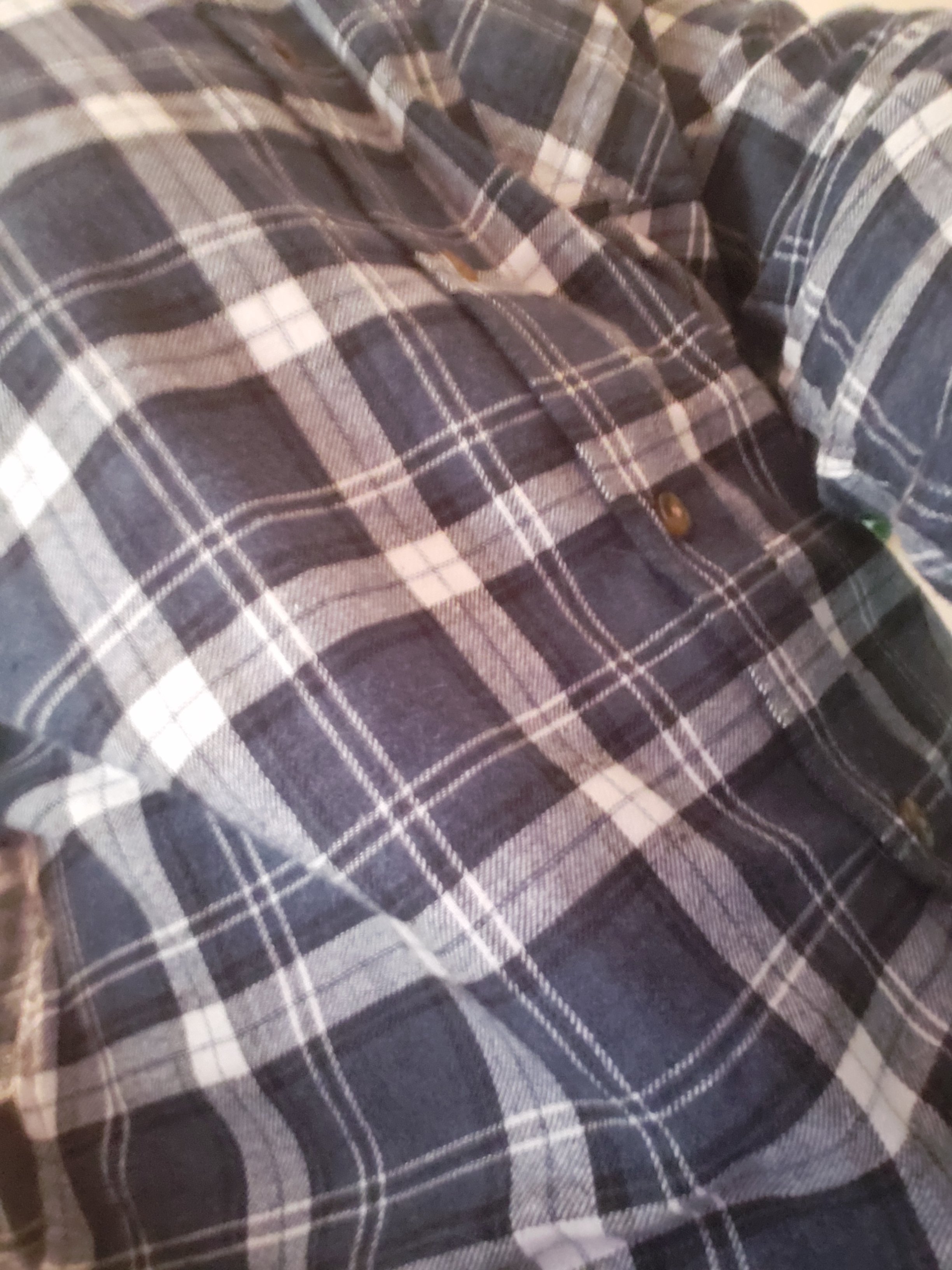 Just a horny guy. All images of me are unfiltered. In a relationship with the best girl I've ever met but I'm allowed to do my own thing ;) love tits and milfs