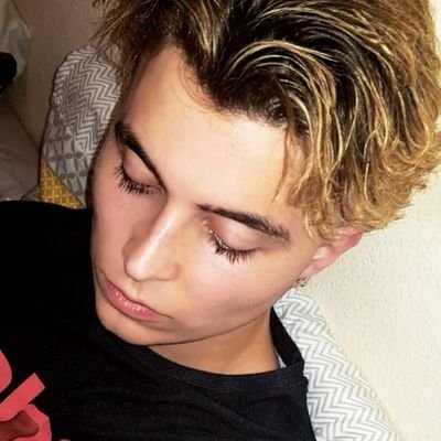 Jodie_higgins_1's profile picture. roadtrip❤❤🌎🌎
andy🌵
rye🐝
brooklyn🙈
mikey👾
jack🍀