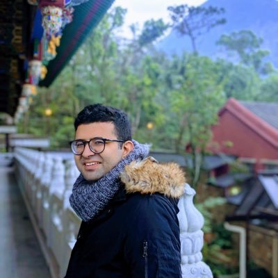 I post about 🐶 dogs, 🏏cricket, and politics. I am a little famous for #bollywoodsouthpark, Featured in BuzzFeed & CNN. I also write about tech on https://t.co/h1aKdbzzvQ👇
