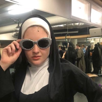 _molly_sarah's profile picture. 