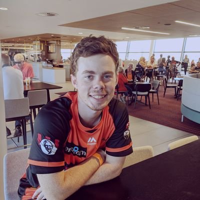 Baguette_OCE's profile picture. caster, avid inter, big dreams big memes
I also like food a lot, let's go eat food
