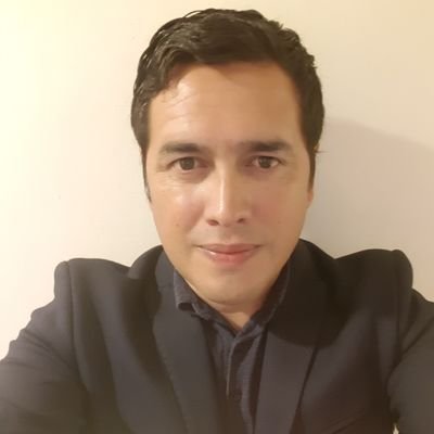 Ing. en Comercio Internacional,
Diplomado en Logística y en Gestión Medioambiental
Cursando Diplomado en Gestión de Proyectos y Operaciones mineras, UC.