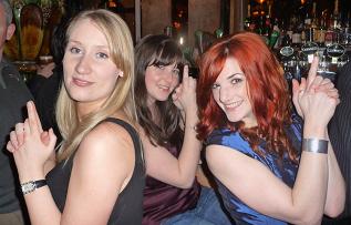 lisawoods37's profile picture. A paradoxical blonde bimbo nerd