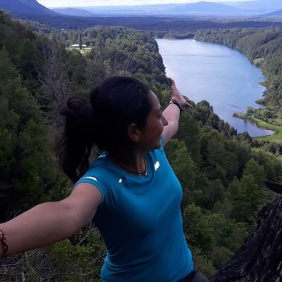 Mujer amante de mi tierra, lo natural y vivo, la Escuela en la naturaleza, mi mejor sala de clases!Socorrista Montaña WAFA, Bombera ❤, Fly Fishing y TerrierFans