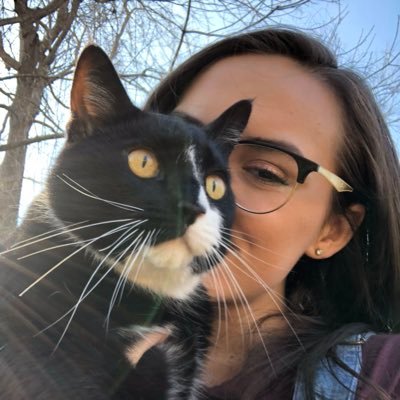 hrouse00's profile picture. I’m not sure what’s going on