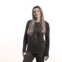 Kimberly Roe - @thekroeshow Twitter Profile Photo