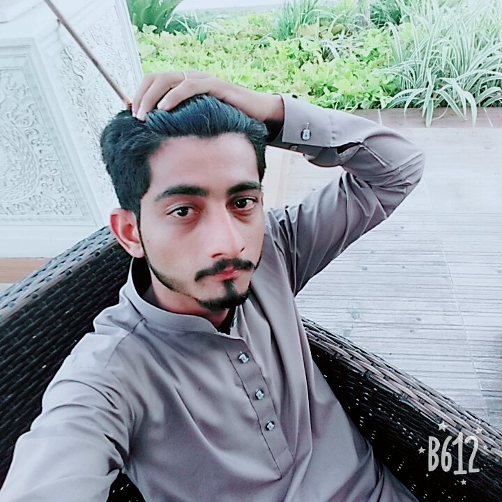 Log Hamary Bary Me Kia Sochte Hen
.
.
Ye b Ham Sochenge To Log Kia Sochenge....!!
