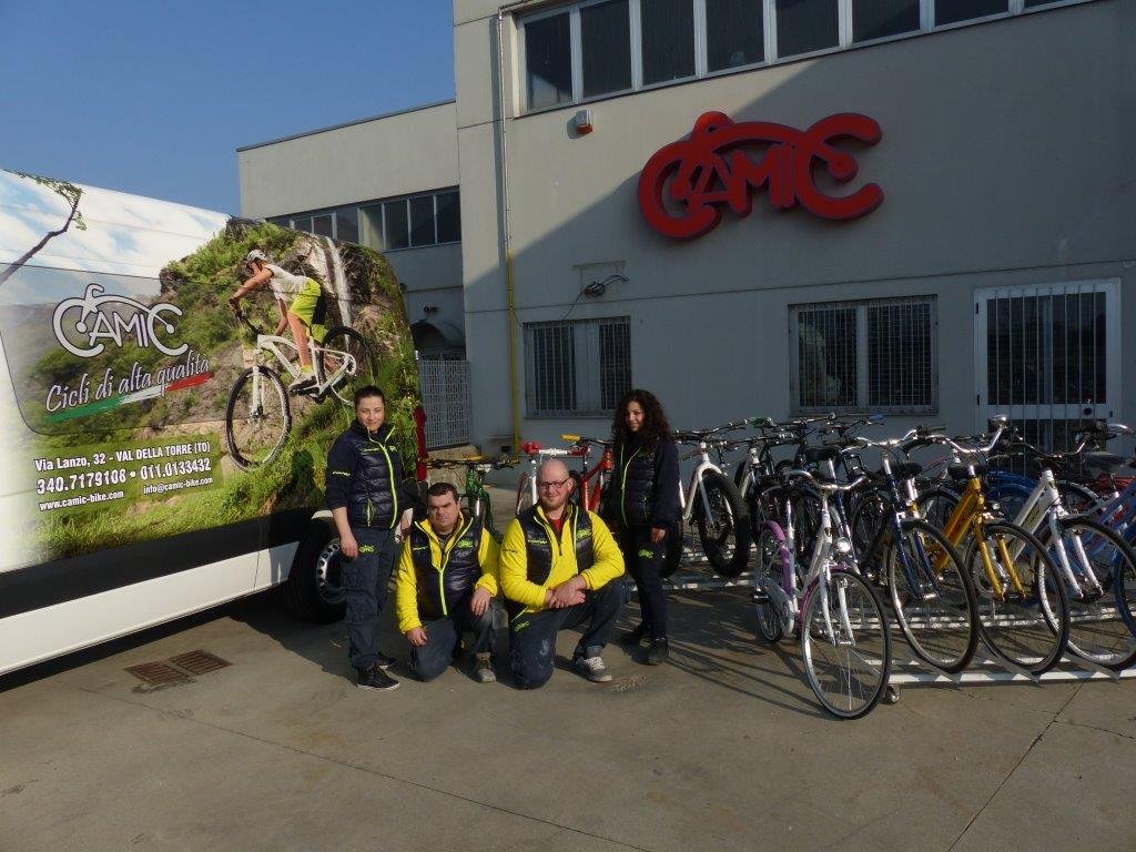 Sono Rocco Sugamele, dopo 30 anni di esperienza nel settore automobilistico e 5 anni nel settore delle bici, ho fondato la Camic Bike sita in Val della Torre.