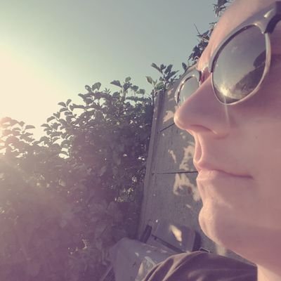 frankvossestein's profile picture. Knowledge is Power