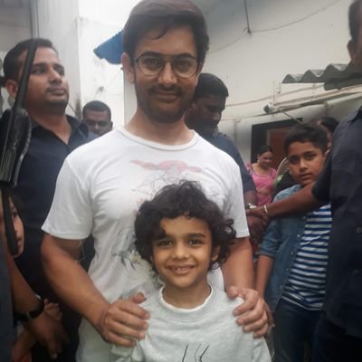 I m a child actor, Dancer and a anchor too