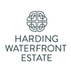 A charming historic waterfront estate in Mississauga, overlooking the picturesque waters of Lake Ontario. We are exclusive and rich in local history.