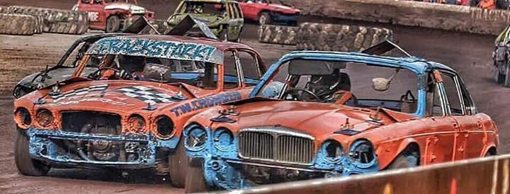 EX NATIONAL BANGER DRIVER OF 34 YRS, ALSO RACED MINISTOX FOR 6 YRS. ADDICTED TO SHORT CIRCUIT MOTOR RACING. LOVE UK RETRO CARS & USA MUSCLE CARS.👍🏁