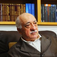 فتح الله كولن (@fgulenar) Twitter profile photo