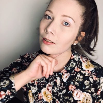 Millennial🥑 | Ex-actor 🎭 | Vegan 🌱 | Spiritual af 🔮| Music and writing is life 🎼 | Aspiring paranormal investigator👻 | Sometimes I make YouTube videos