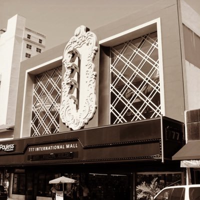 Historic South Florida Theaters. A retrospective of SoFla Theaters 1890- Now by Matthew Glass Summer 2019 Release