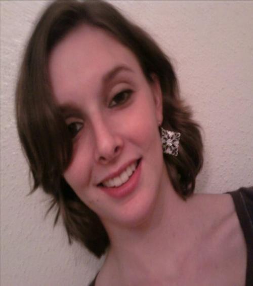 LaredoLit_xmnr's profile picture. Reading, reviewing, suggesting, and selecting literary experiences.