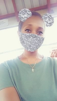 VidiriMiri's profile picture. pray hard
life is short
🍀🌺🍀