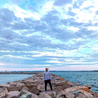 andrewwongMD's profile picture. 