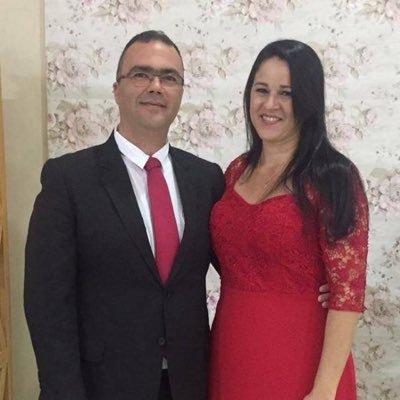 Pregador da palavra de Deus, casado com Mis. Cristina Rezende, servo de Deus.