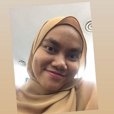 umisyiqin_'s profile picture. 