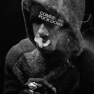 livingmy20s's profile picture. Only living my 20s!