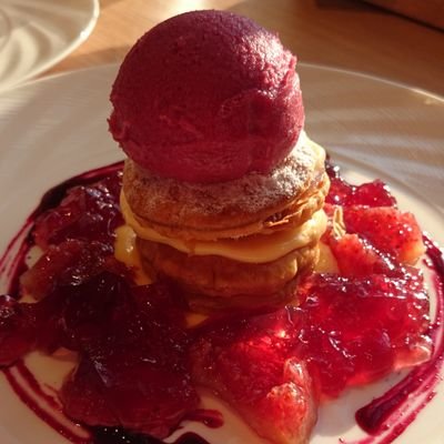 昌くん(坂本昌行さん)は心の安定剤🍺
これからも20TH CENTURYと共に生きていく。
King&Princeはビタミン剤。